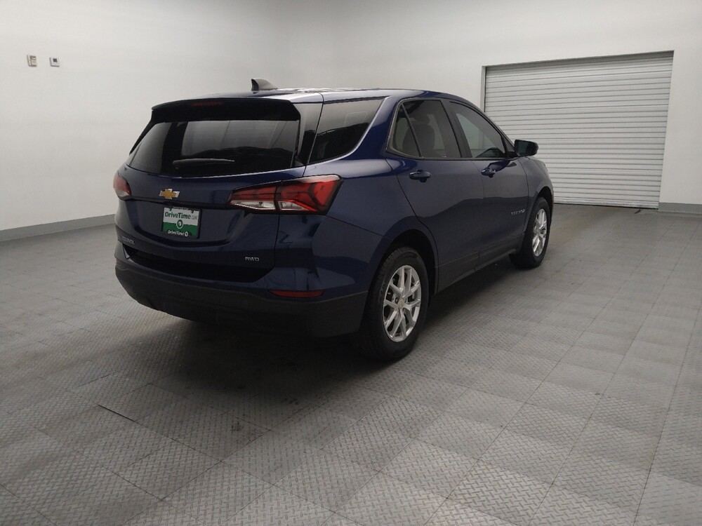 2022 Chevrolet Equinox in Live Oak, TX 78233 - 18146048 9