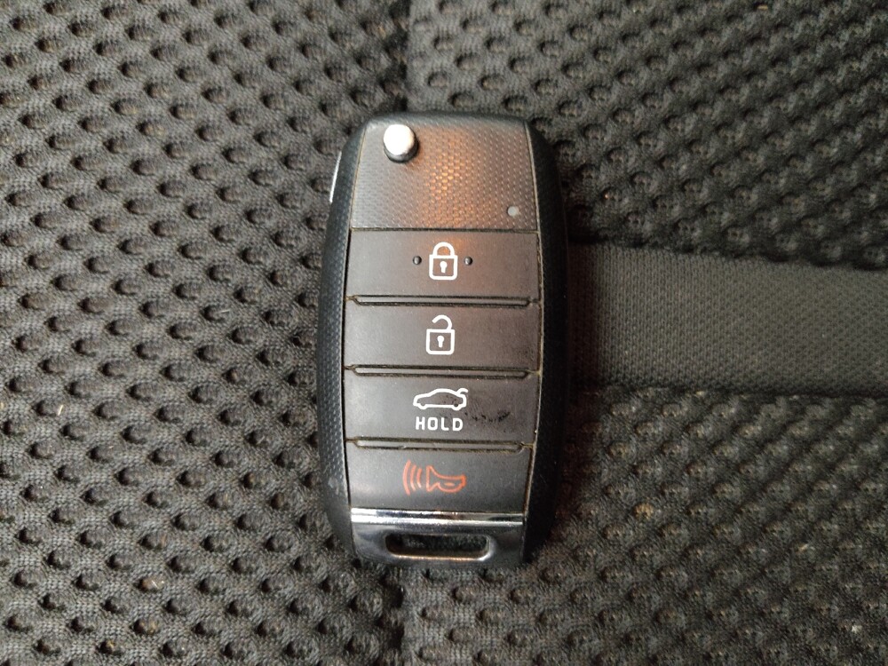 2020 Kia Optima in Denver, CO 80012 - 18146056 32