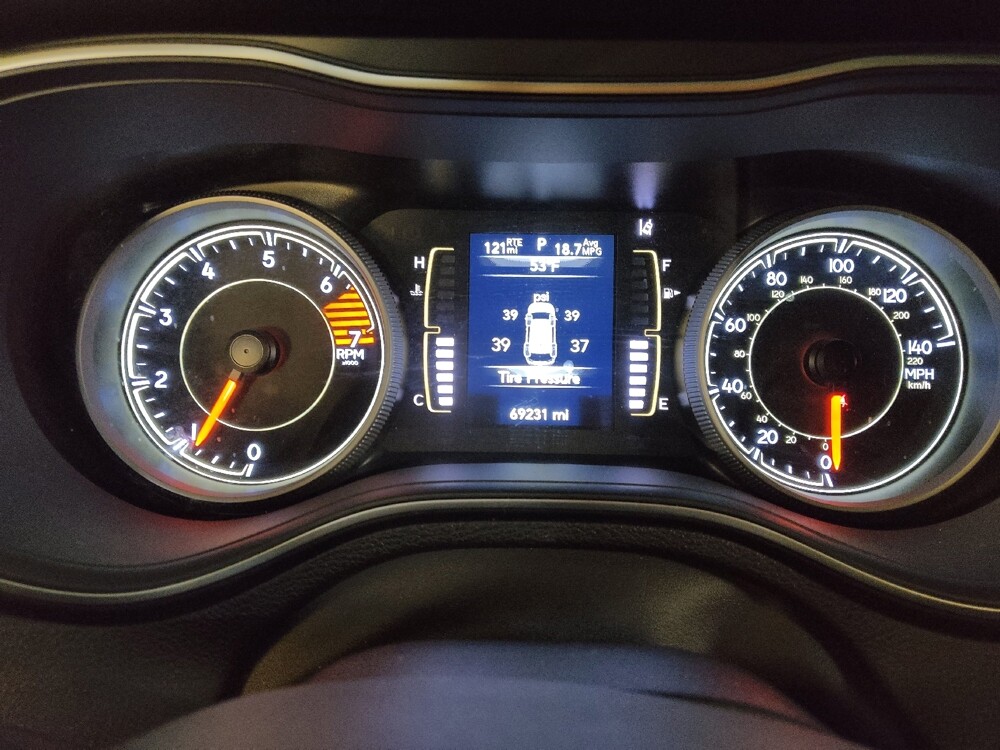 2021 Jeep Cherokee in Salem, VA 24153 - 18146099 23