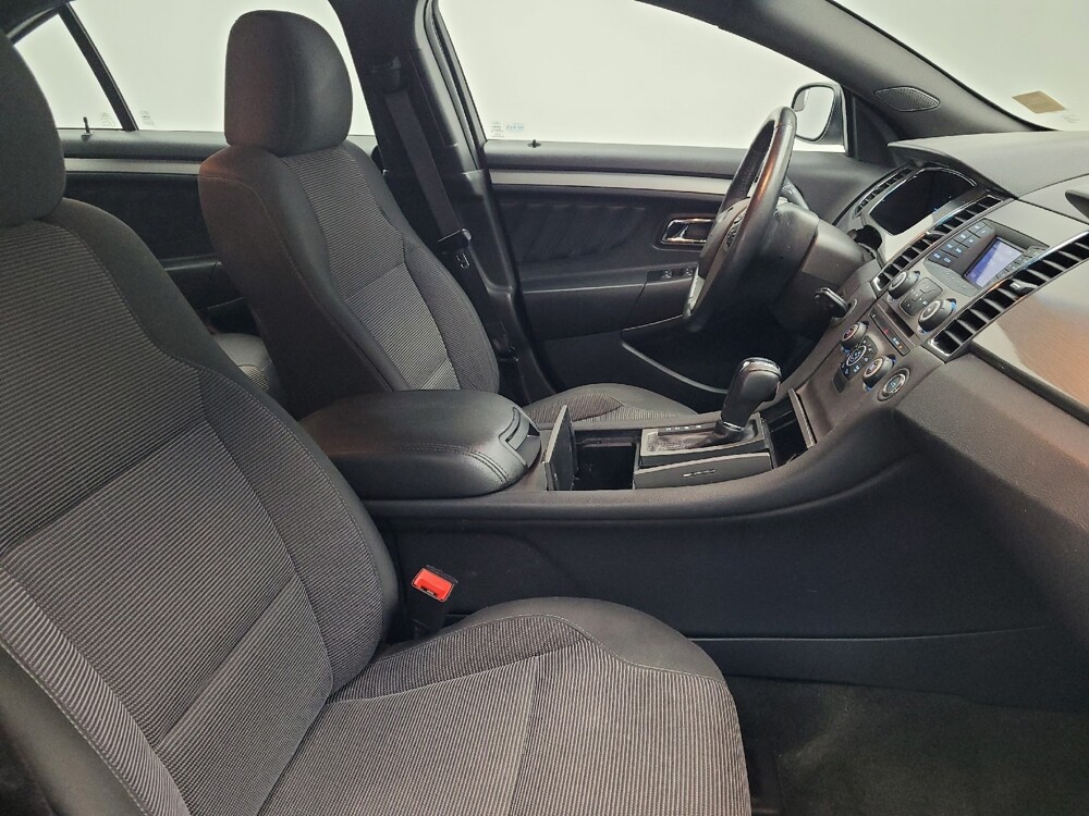 2014 Ford Taurus in Memphis, TN 38115 - 18146113 21