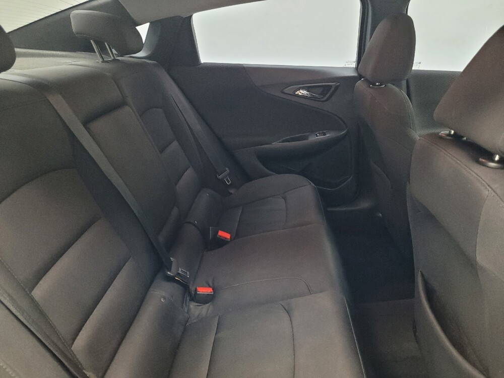 2018 Chevrolet Malibu in Memphis, TN 38115 - 18146114 19