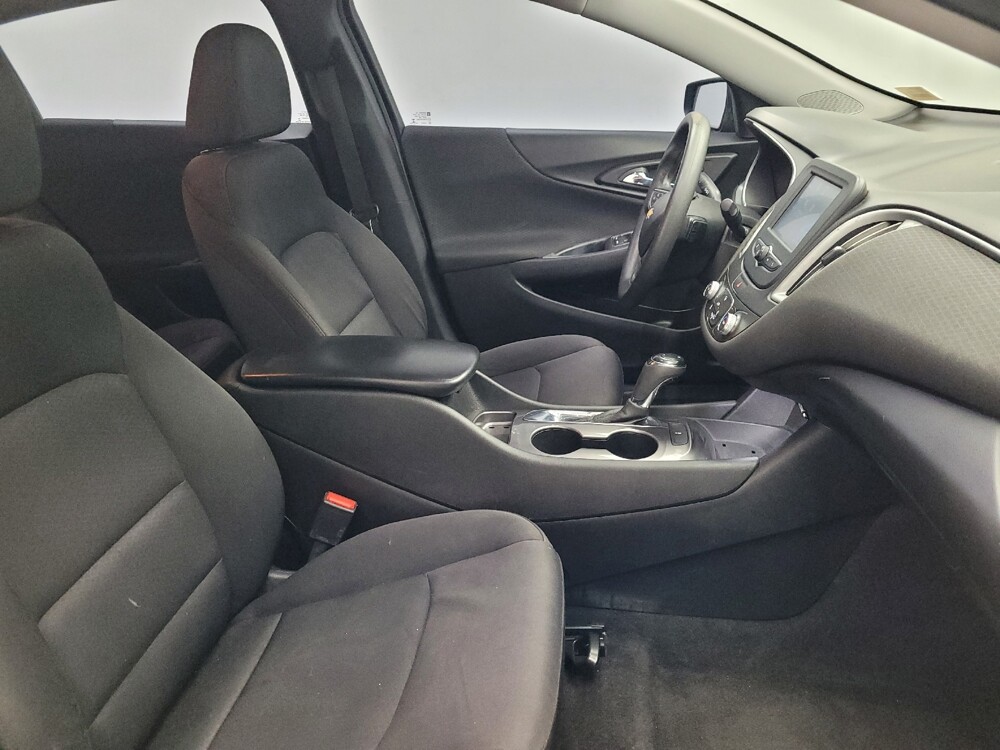 2018 Chevrolet Malibu in Memphis, TN 38115 - 18146114 21