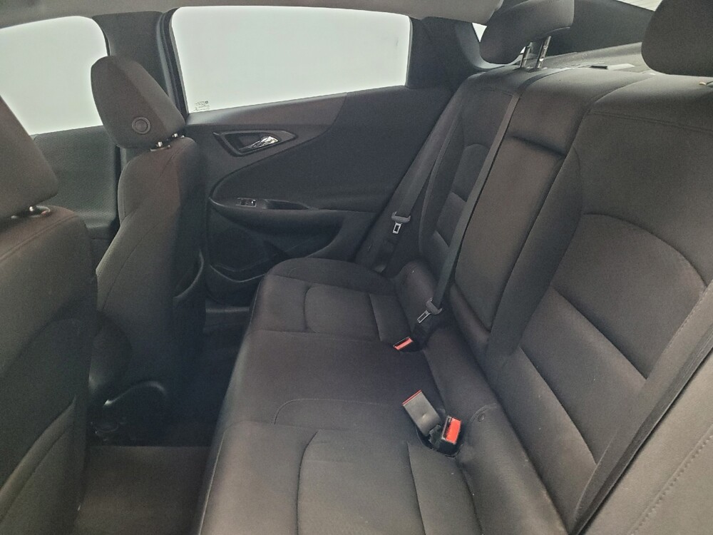 2018 Chevrolet Malibu in Memphis, TN 38115 - 18146114 18