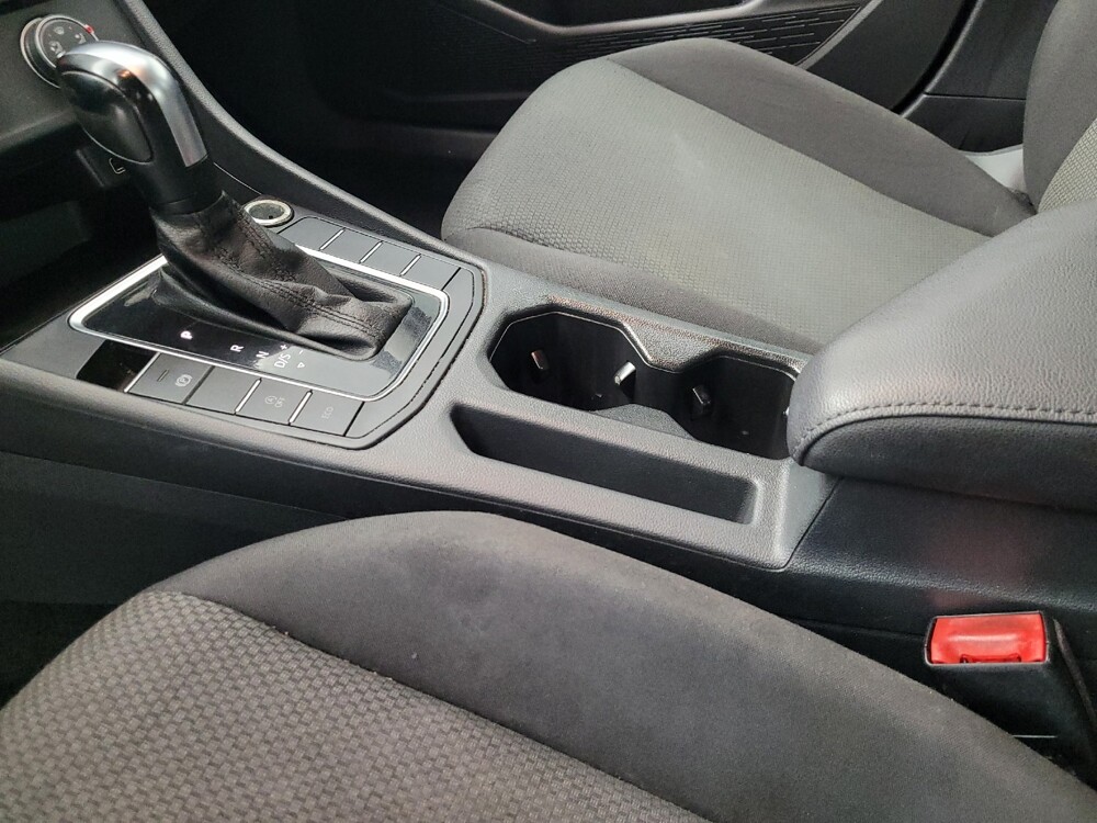 2019 Volkswagen Jetta in Memphis, TN 38115 - 18146117 26
