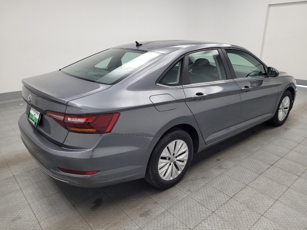 2019 Volkswagen Jetta in Memphis, TN 38115 - 18146117 9
