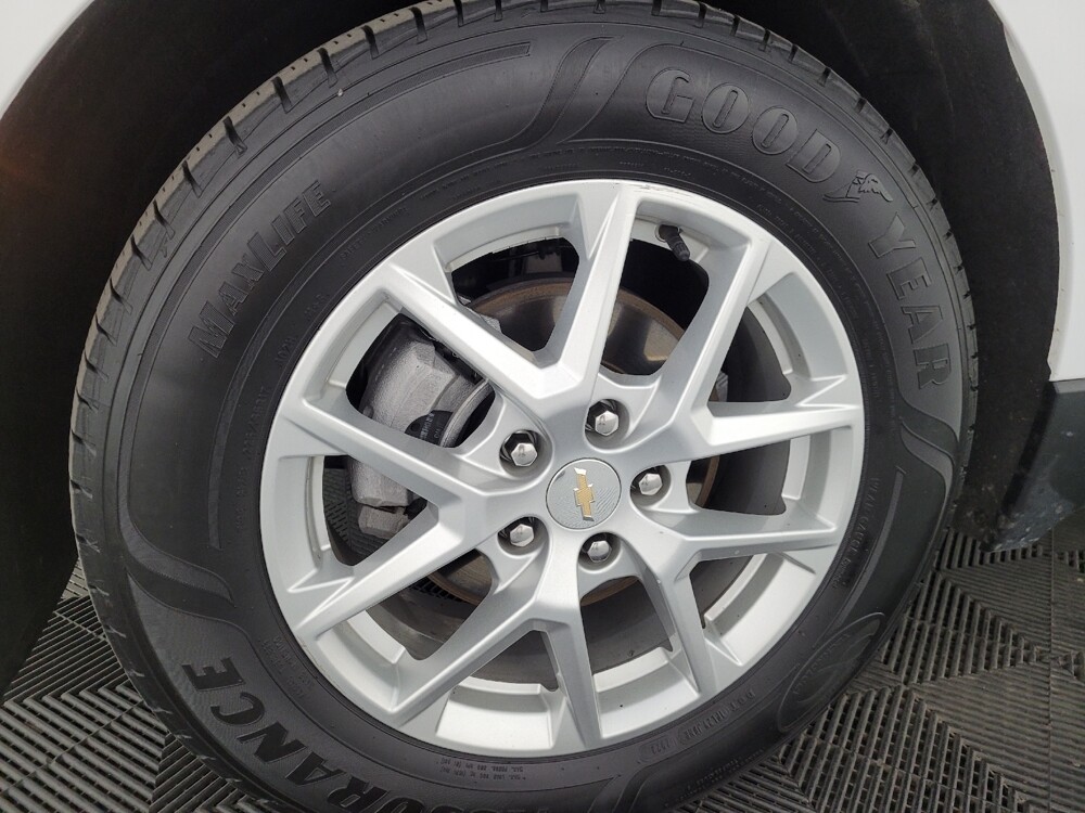 2023 Chevrolet Equinox in Plymouth Meeting, PA 19462 - 18146145 31