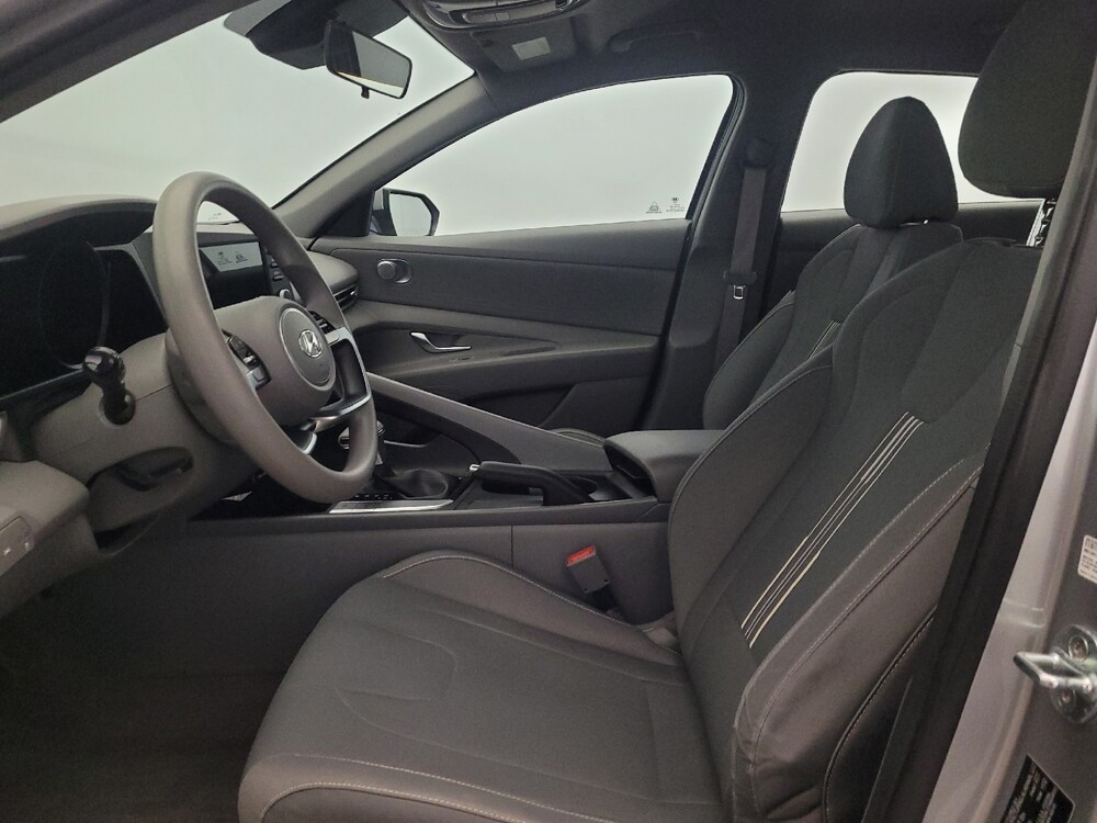 2022 Hyundai Elantra in Plymouth Meeting, PA 19462 - 18146146 17