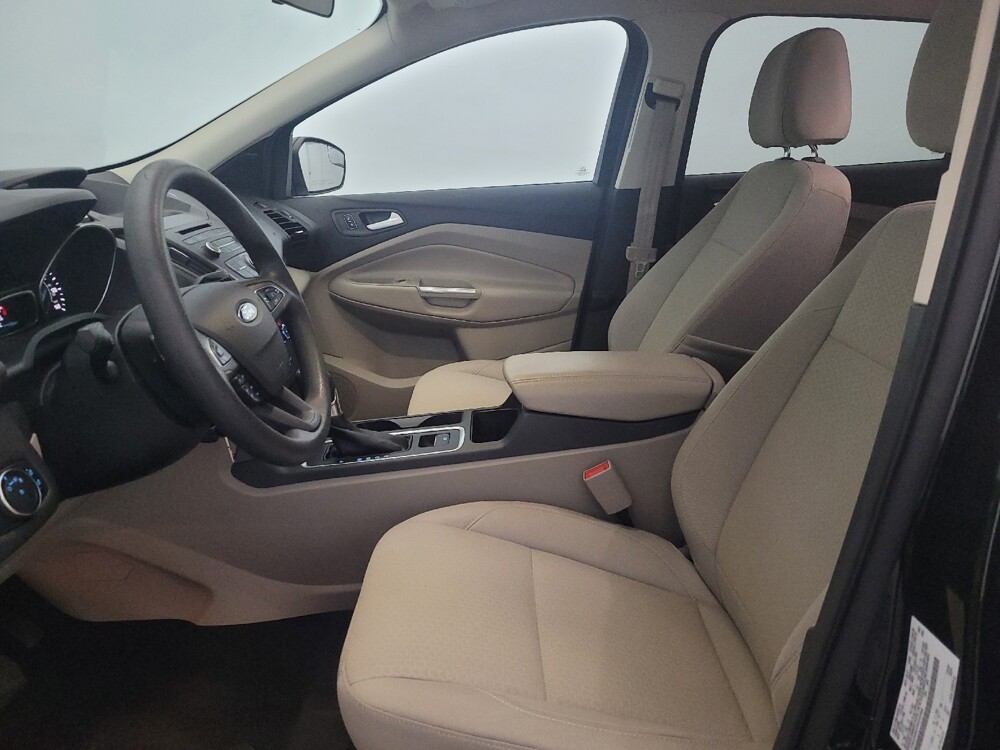 2017 Ford Escape in Laurel, MD 20724 - 18146148 17