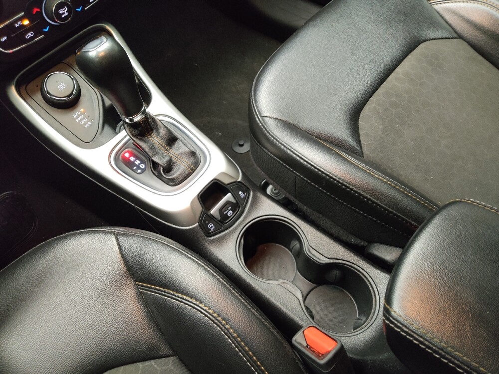 2021 Jeep Compass in Grand Rapids, MI 49508 - 18146176 26