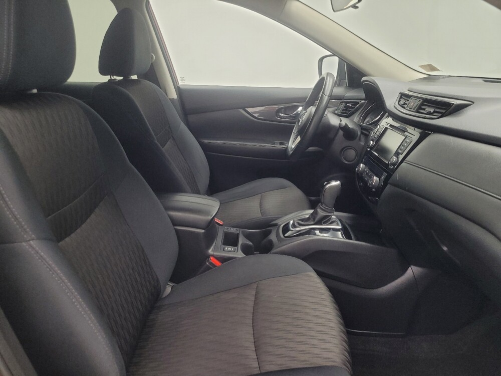 2019 Nissan Rogue in Highland, IN 46322 - 18146180 21