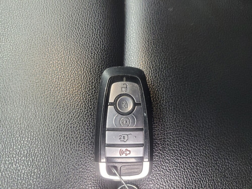 2020 Ford Explorer in Highland, IN 46322 - 18146181 32