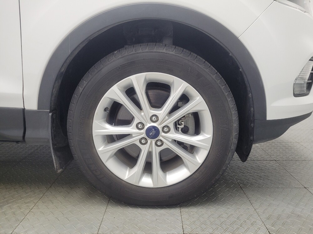 2018 Ford Escape in Indianapolis, IN 46222 - 18146183 31
