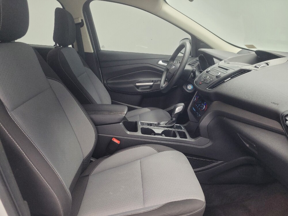 2018 Ford Escape in Indianapolis, IN 46222 - 18146183 21