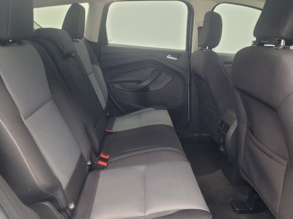 2018 Ford Escape in Indianapolis, IN 46222 - 18146183 19