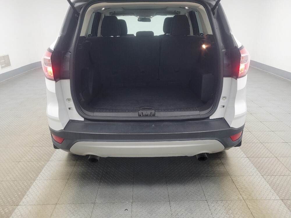 2018 Ford Escape in Indianapolis, IN 46222 - 18146183 29