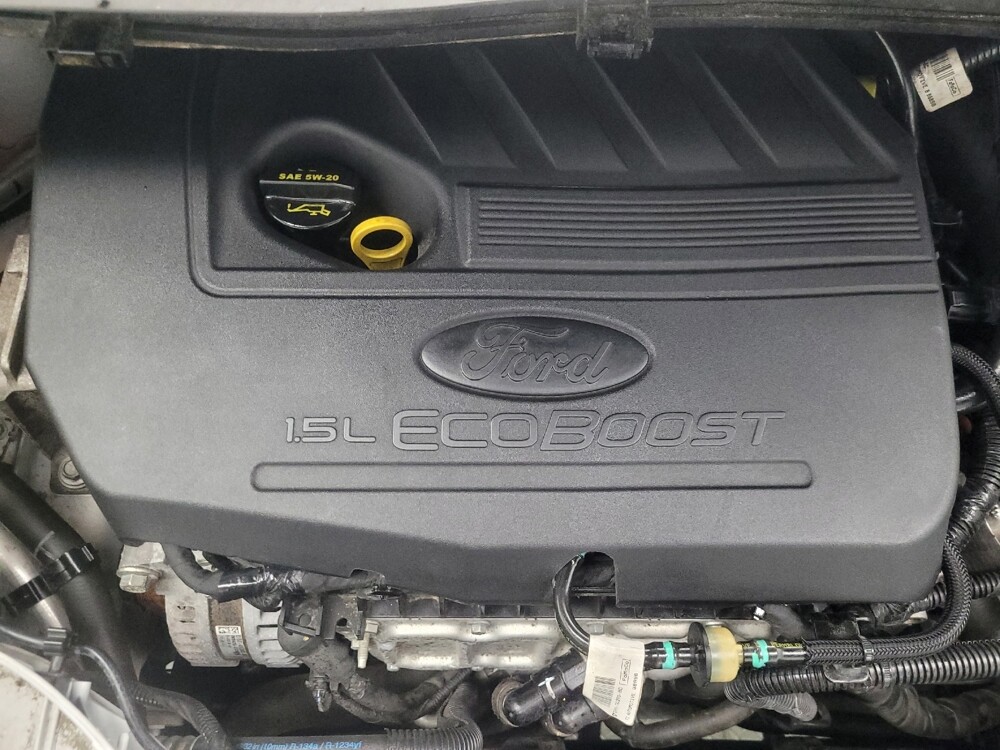 2018 Ford Escape in Indianapolis, IN 46222 - 18146183 30