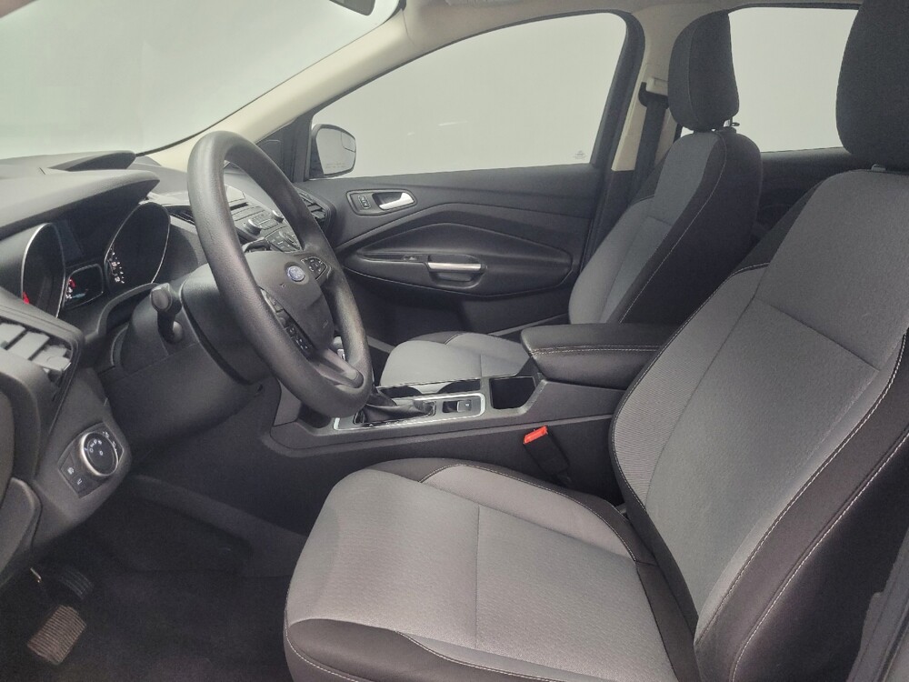 2018 Ford Escape in Indianapolis, IN 46222 - 18146183 17