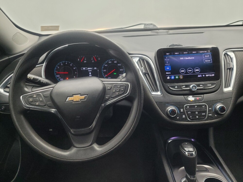 2020 Chevrolet Malibu in Highland, IN 46322 - 18146185 22