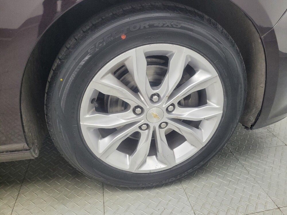 2020 Chevrolet Malibu in Highland, IN 46322 - 18146185 31