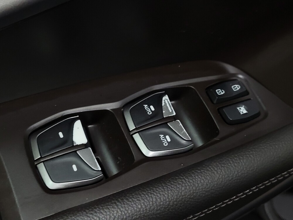 2018 Hyundai Santa Fe in Pittsburgh, PA 15237 - 18146191 27