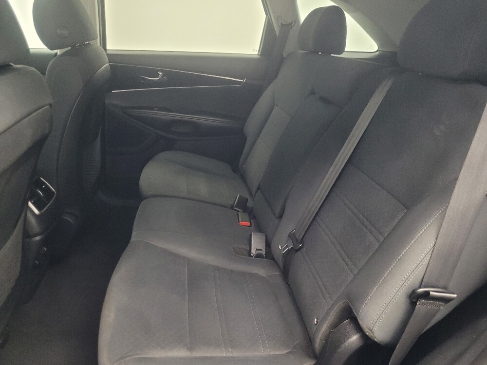 2020 Kia Sorento in Highland, IN 46322 - 18146204 18