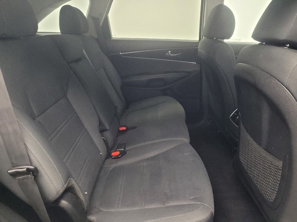 2020 Kia Sorento in Highland, IN 46322 - 18146204 19