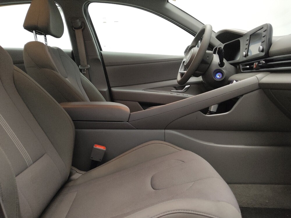 2025 Hyundai Elantra in Fort Worth, TX 76116 - 18146209 21