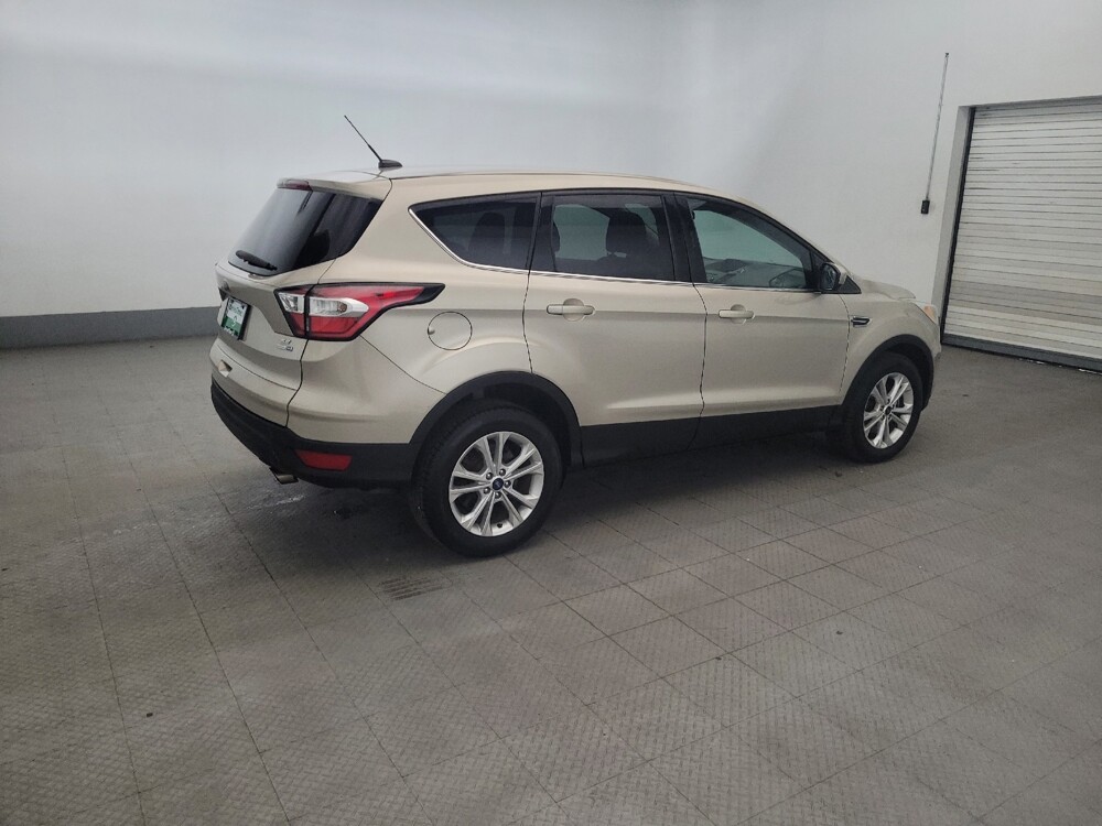 2017 Ford Escape in Laurel, MD 20724 - 18146235 10