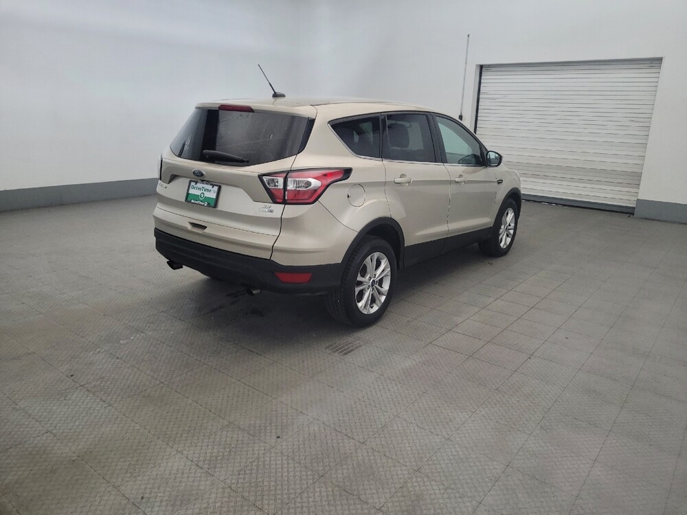 2017 Ford Escape in Laurel, MD 20724 - 18146235 9