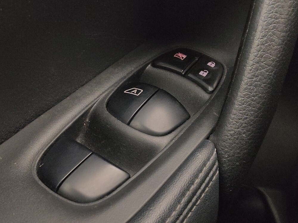 2019 Nissan Rogue in Gladstone, MO 64118 - 18146236 27