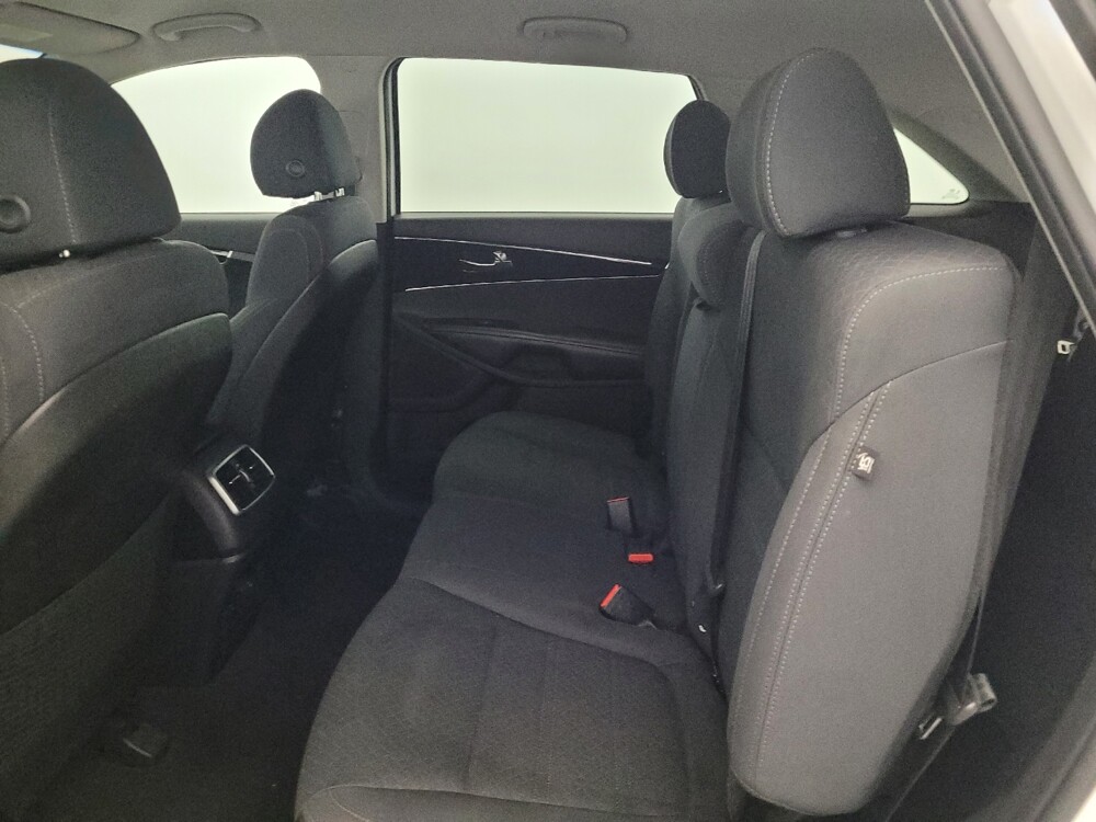 2018 Kia Sorento in New Castle, DE 19720 - 18146246 18