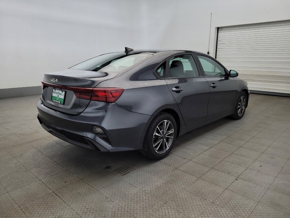 2023 Kia Forte in Williamstown, NJ 8094 - 18146248 9