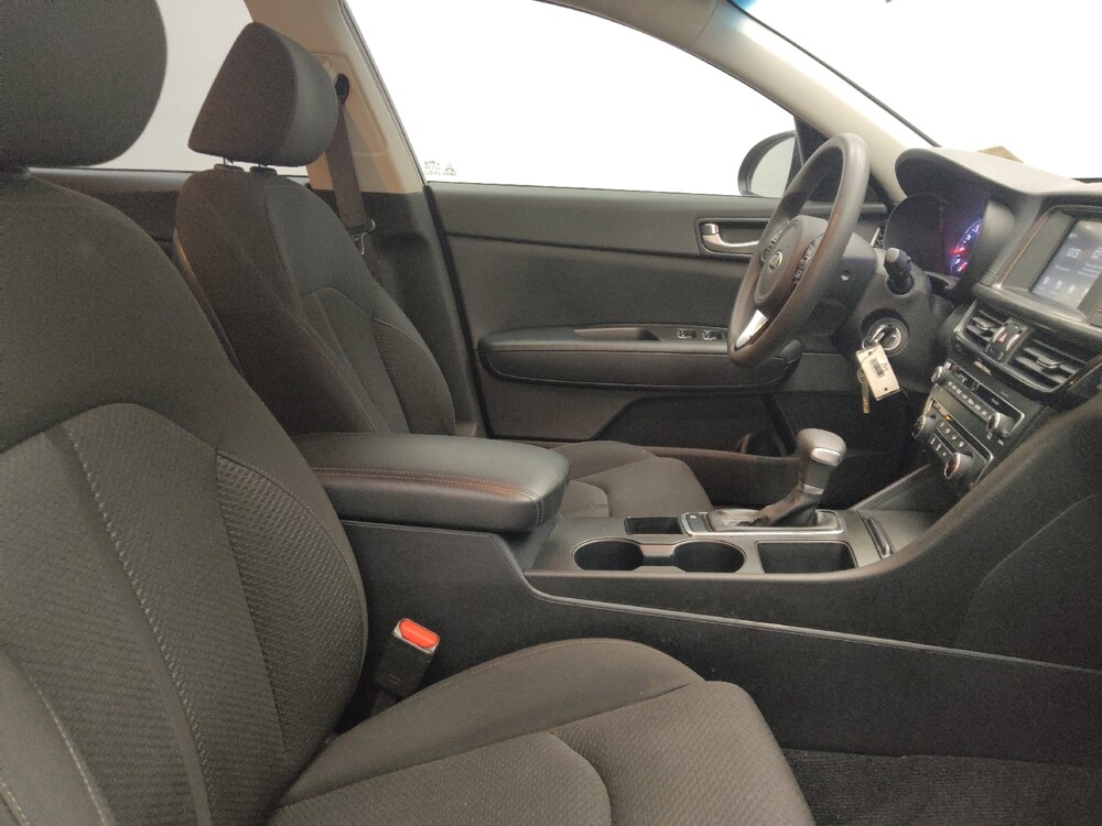 2018 Kia Optima in Peoria, IL 61615 - 18146273 21