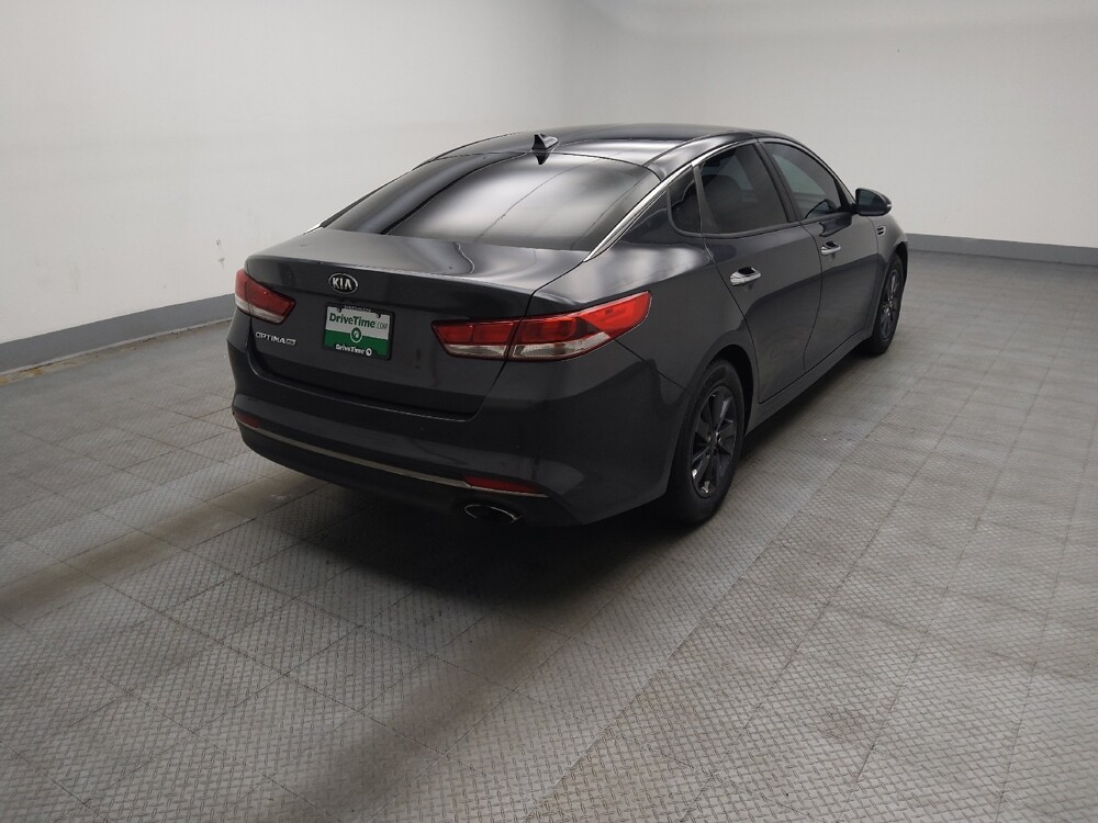 2018 Kia Optima in Peoria, IL 61615 - 18146273 9