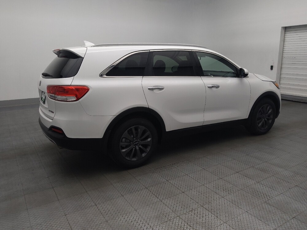 2017 Kia Sorento in Miami, FL 33157 - 18146305 10