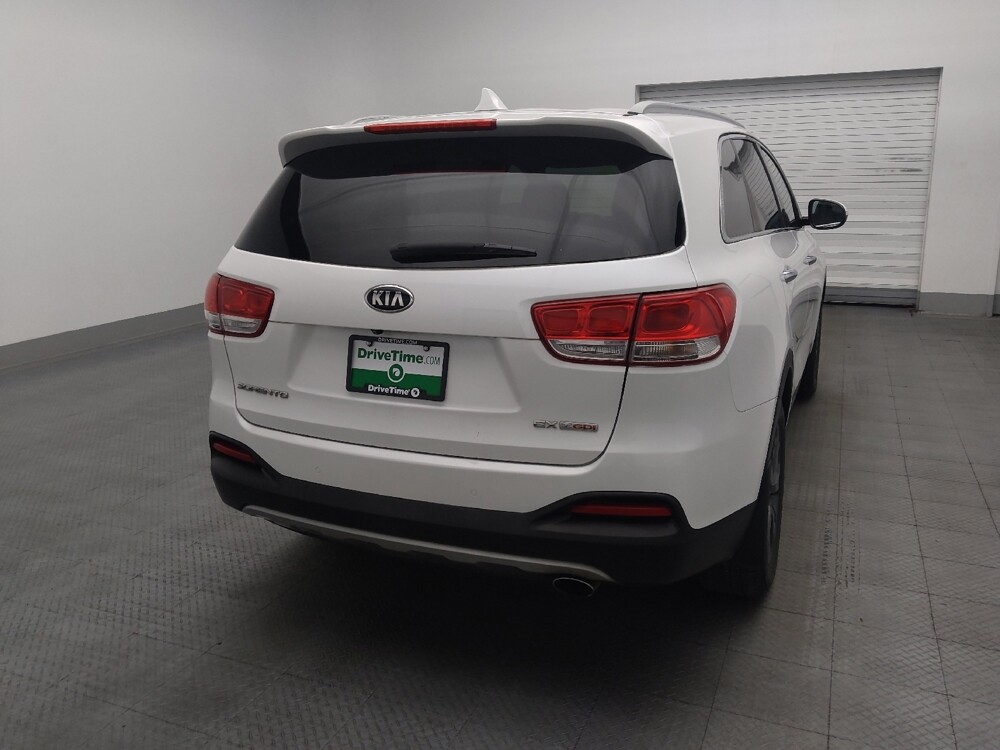 2017 Kia Sorento in Miami, FL 33157 - 18146305 7