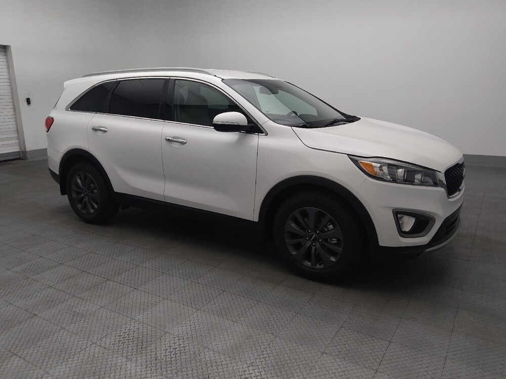 2017 Kia Sorento in Miami, FL 33157 - 18146305 11