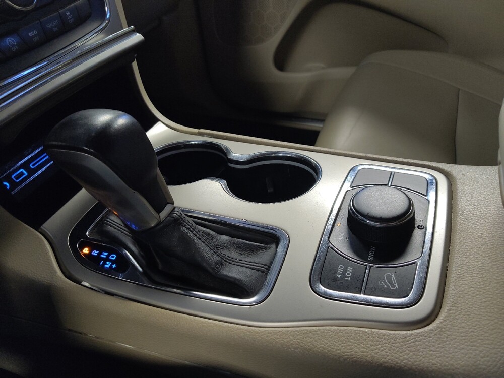 2017 Jeep Grand Cherokee in Live Oak, TX 78233 - 18146311 26