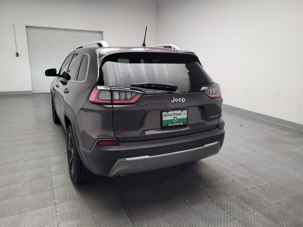 2020 Jeep Cherokee in Montclair, CA 91763 - 18146313 6