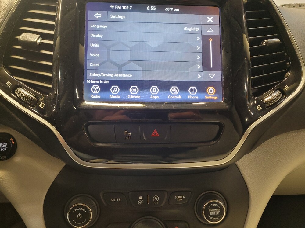 2020 Jeep Cherokee in Montclair, CA 91763 - 18146313 25