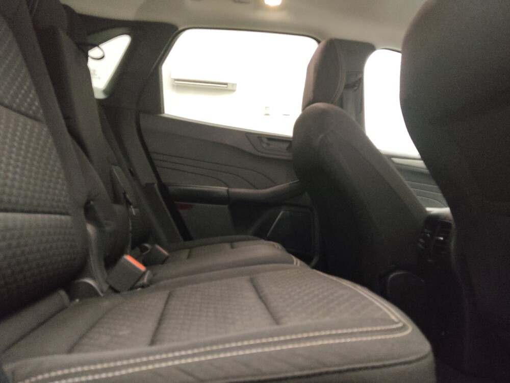 2023 Ford Escape in Live Oak, TX 78233 - 18146322 19
