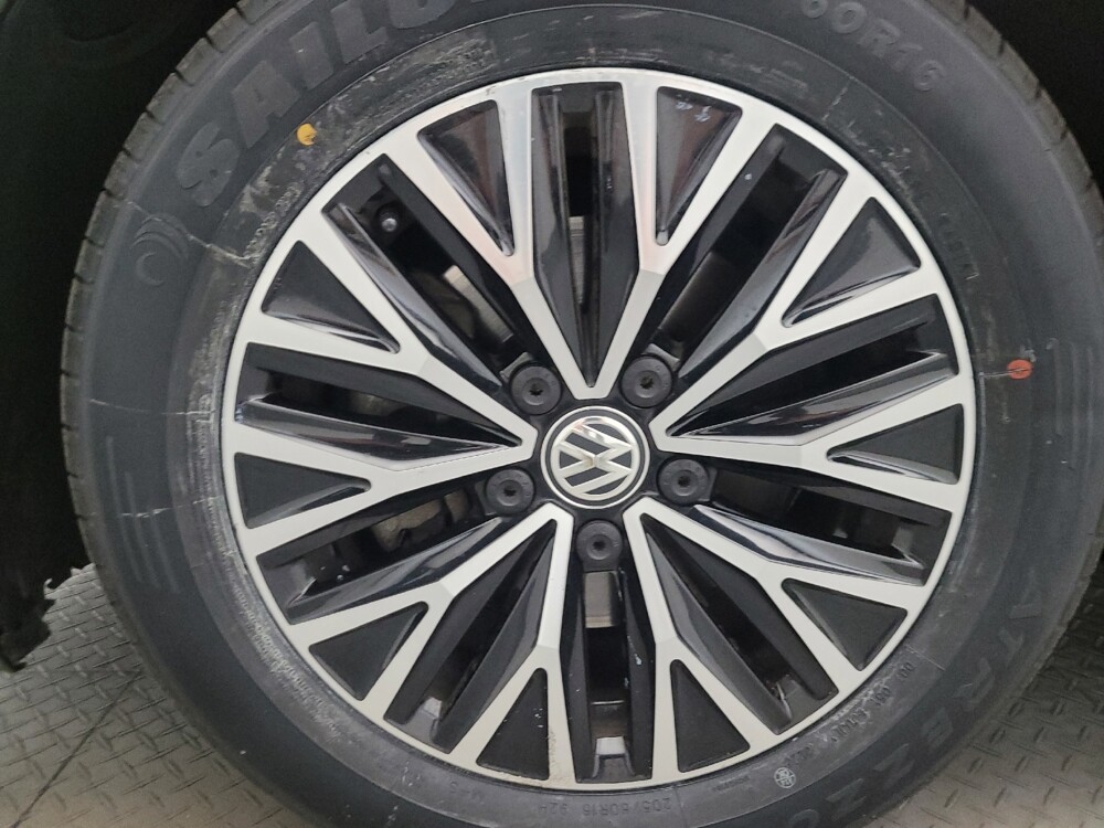 2019 Volkswagen Jetta in Glendale, AZ 85301 - 18146323 31