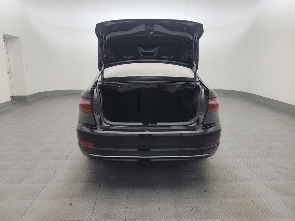 2019 Volkswagen Jetta in Glendale, AZ 85301 - 18146323 29