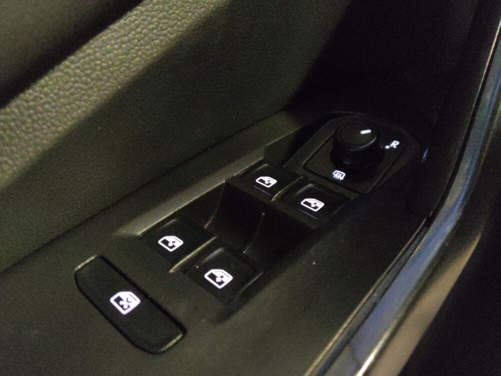 2019 Volkswagen Jetta in Glendale, AZ 85301 - 18146323 27