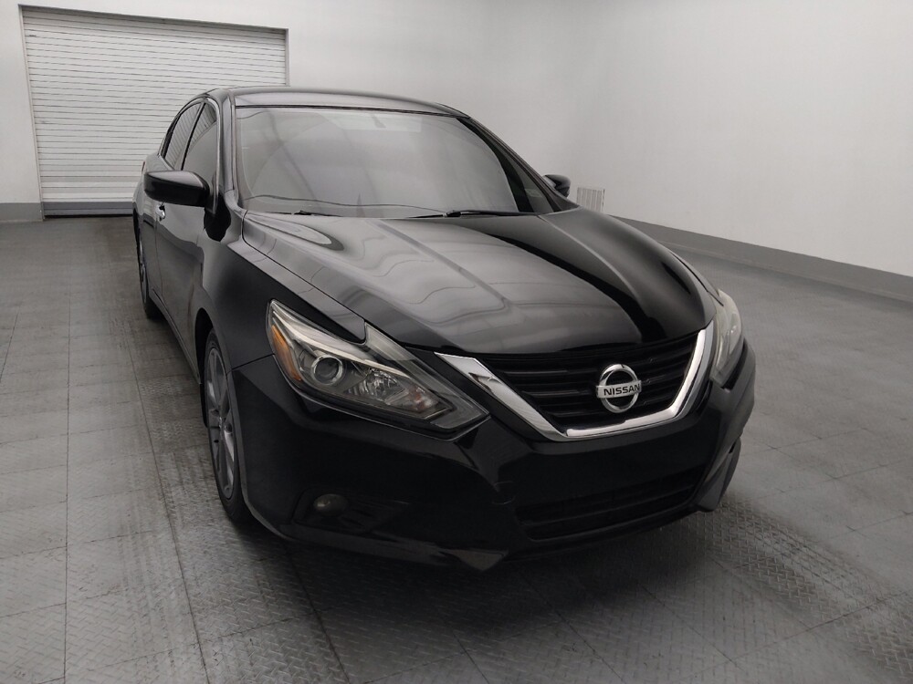 2018 Nissan Altima in Orlando, FL 32808 - 18146326 14