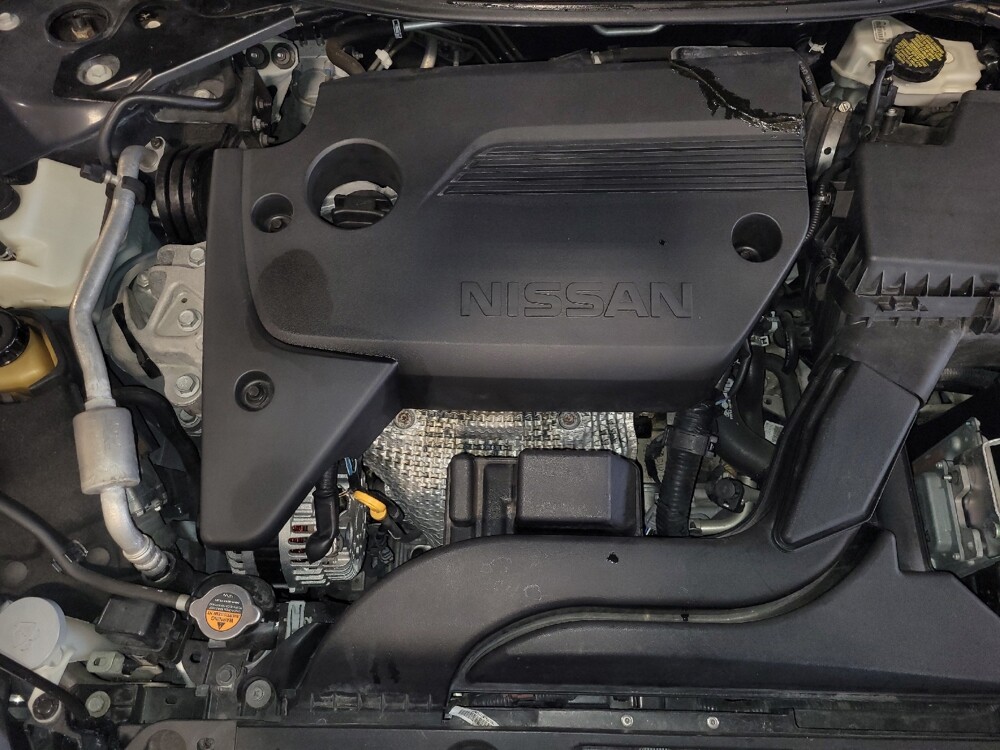 2018 Nissan Altima in Orlando, FL 32808 - 18146326 30