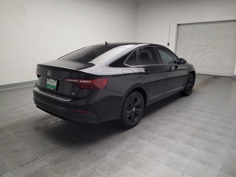 2024 Volkswagen Jetta in Downey, CA 90241 - 18146334 9