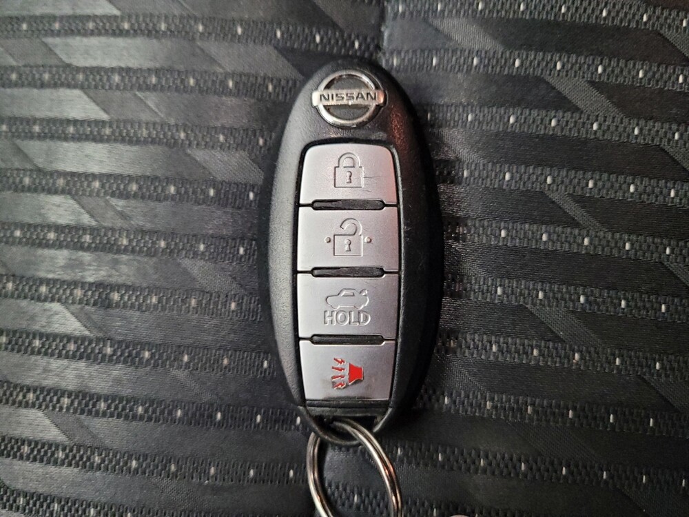 2016 Nissan Altima in Riverside, CA 92504 - 18146336 32
