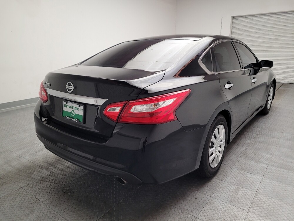 2016 Nissan Altima in Riverside, CA 92504 - 18146336 7