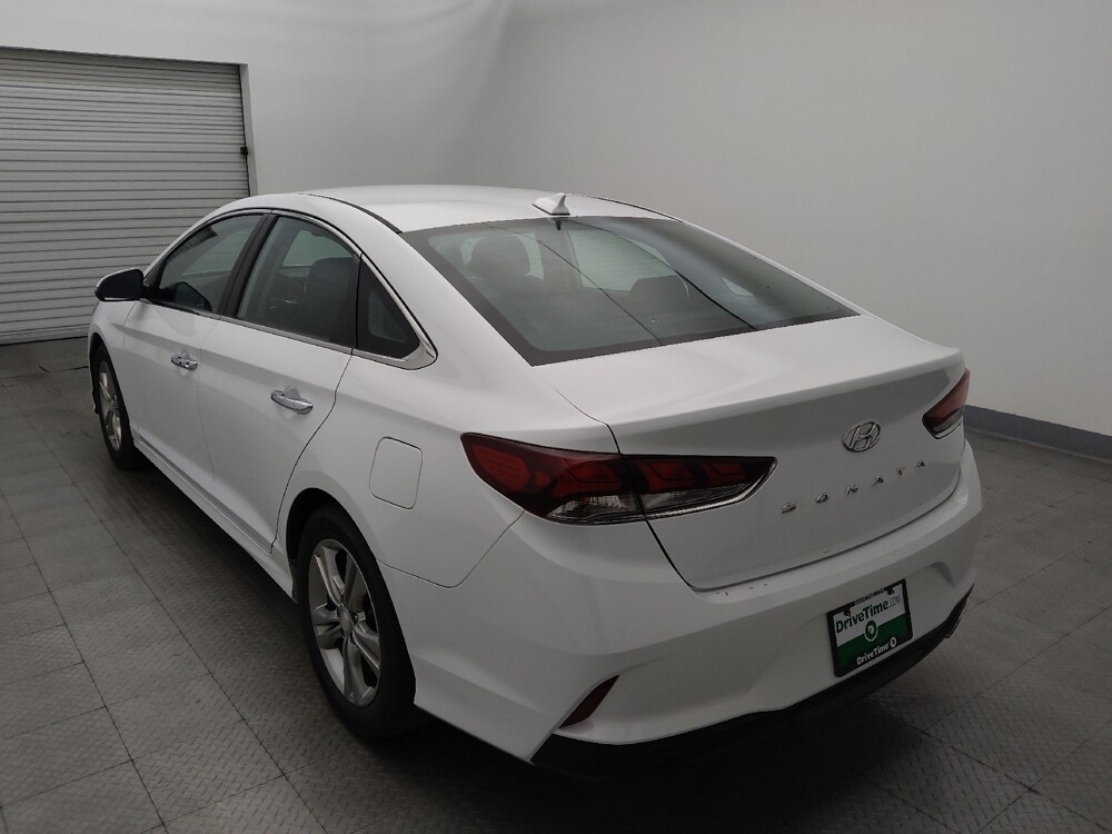 2018 Hyundai Sonata in Houston, TX 77034 - 18146338 5